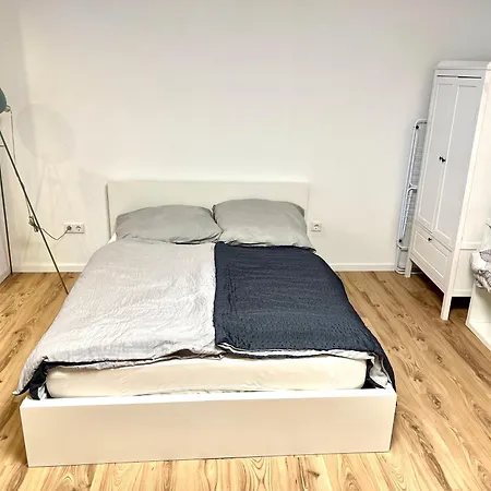 Moebliertes Apartman Krefeld